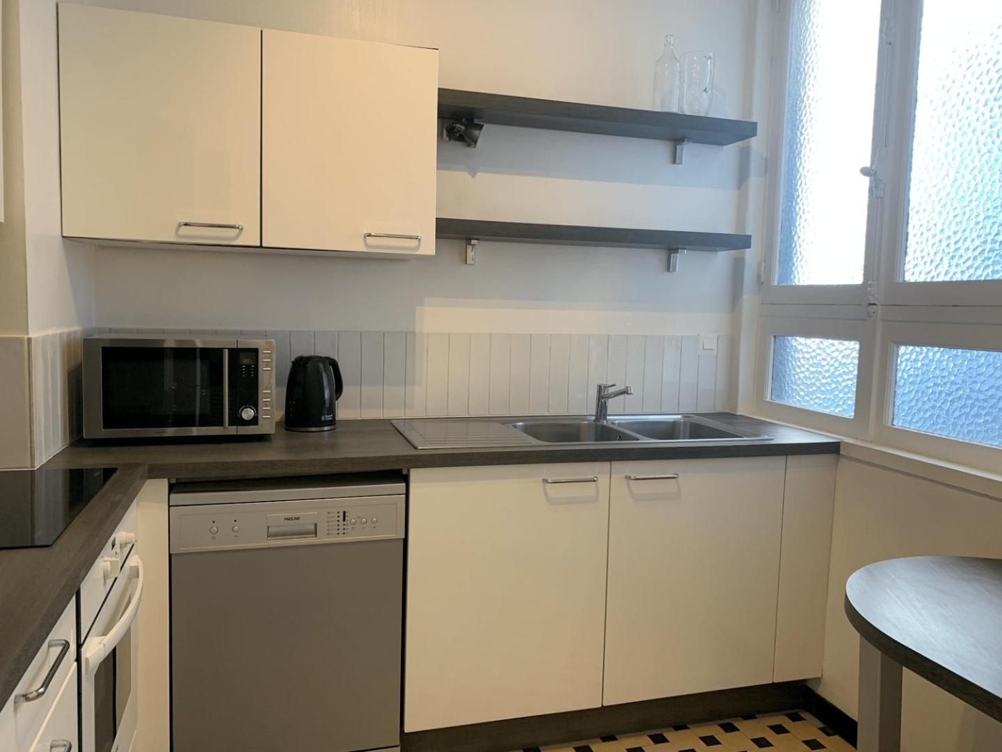 Appartement 2 Chambres Avec Parking, Proche Metro Lille Extérieur photo